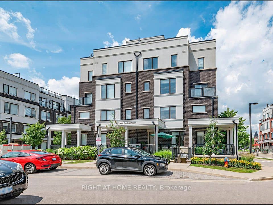 400 Alex Gardner Circle, Aurora, Aurora