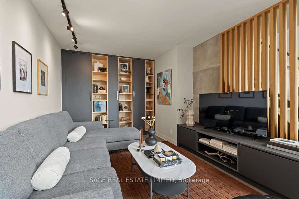 18 Merton Street #506, Toronto, ON M4S 3G9