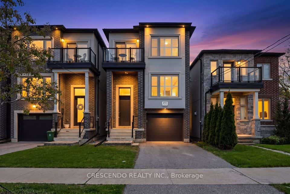 455 Rimilton Avenue, Toronto, ON M8W 2G7