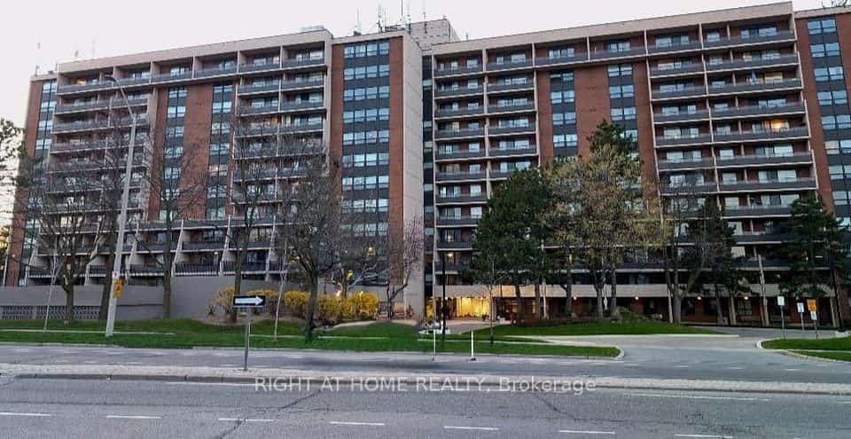 2929 AQUITAINE Avenue #1001, Mississauga, ON L5N 2C7