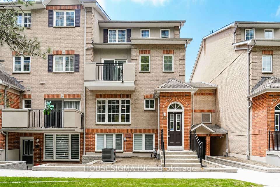 1400 The Esplanade N #212, Pickering, ON L1V 6V2