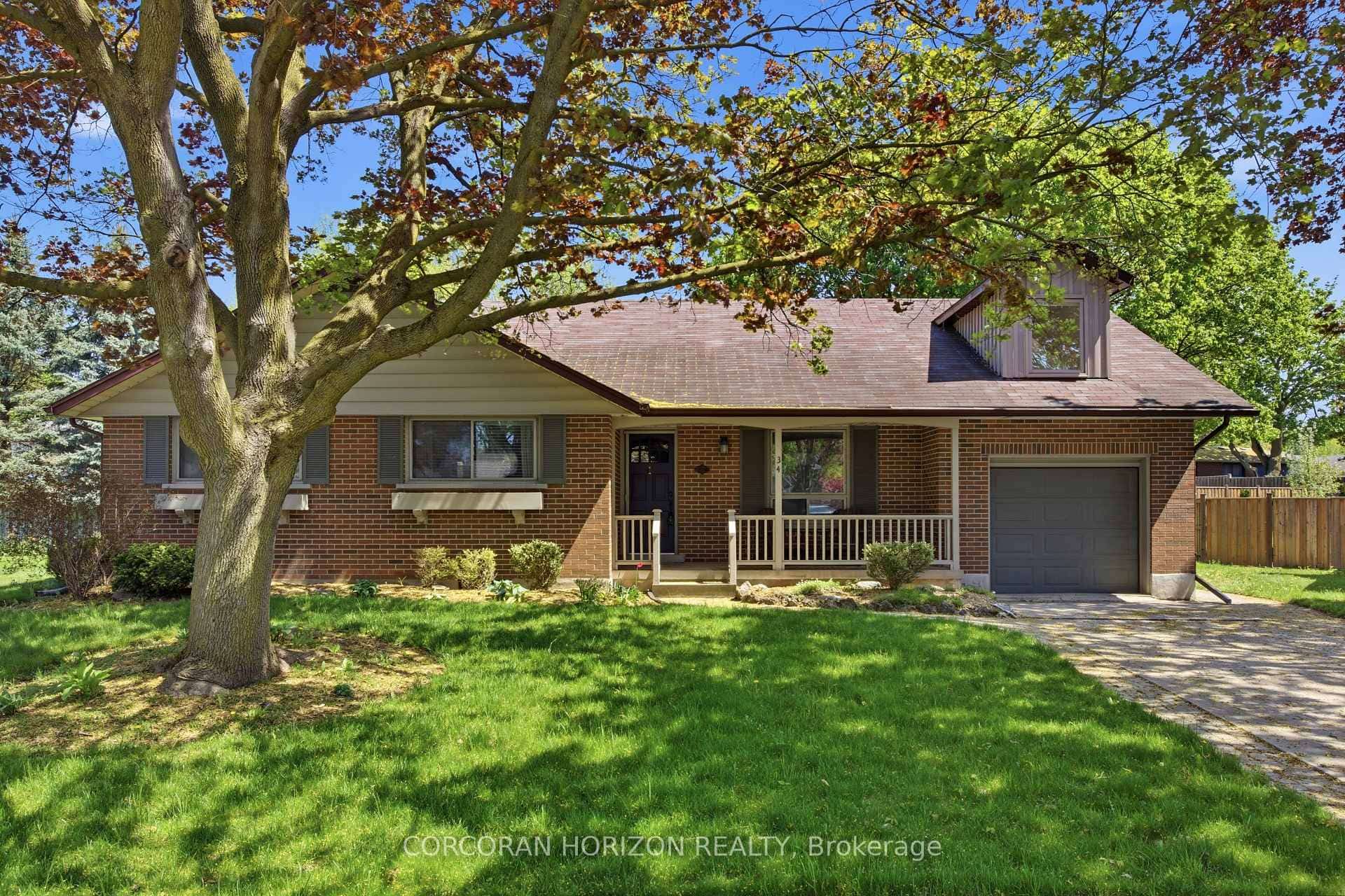 34 Yule Place, Kitchener, ON N2B 2J8