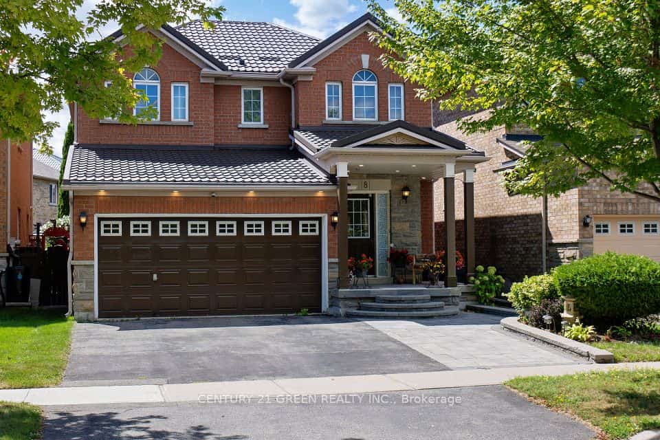 8 Lampman Drive, Toronto, ON M1E 5L1