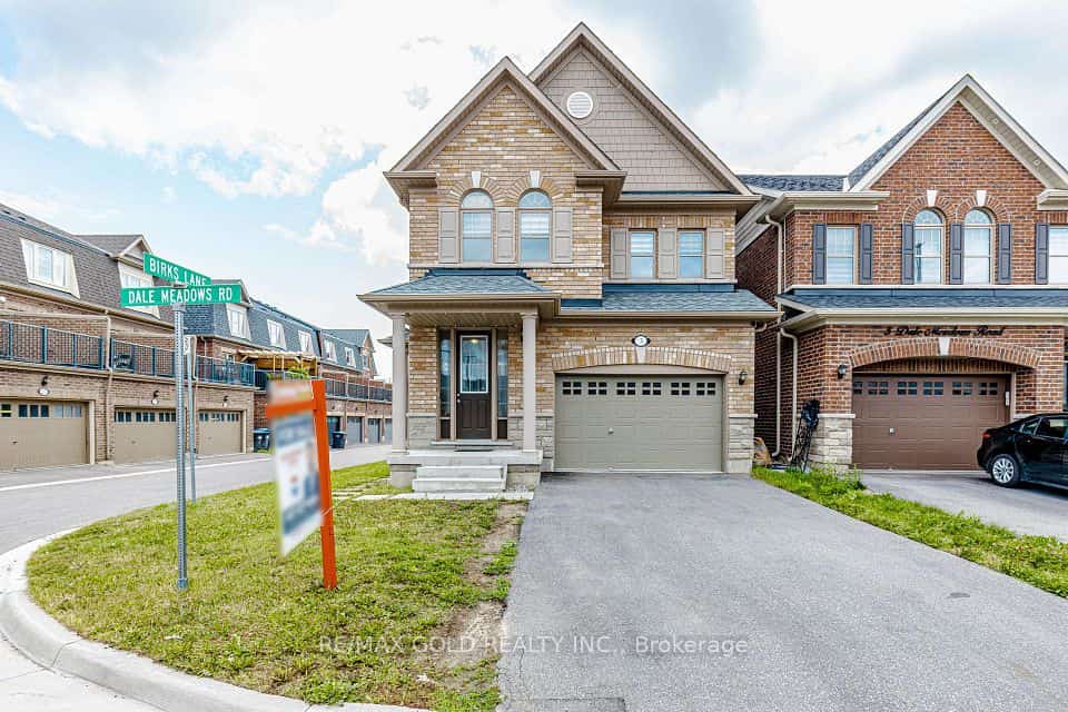 3 DALE MEADOWS Road, Brampton, ON L7A 4Z9