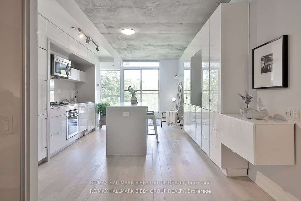 130 Rusholme Road #309, Toronto, ON M6H 1A7
