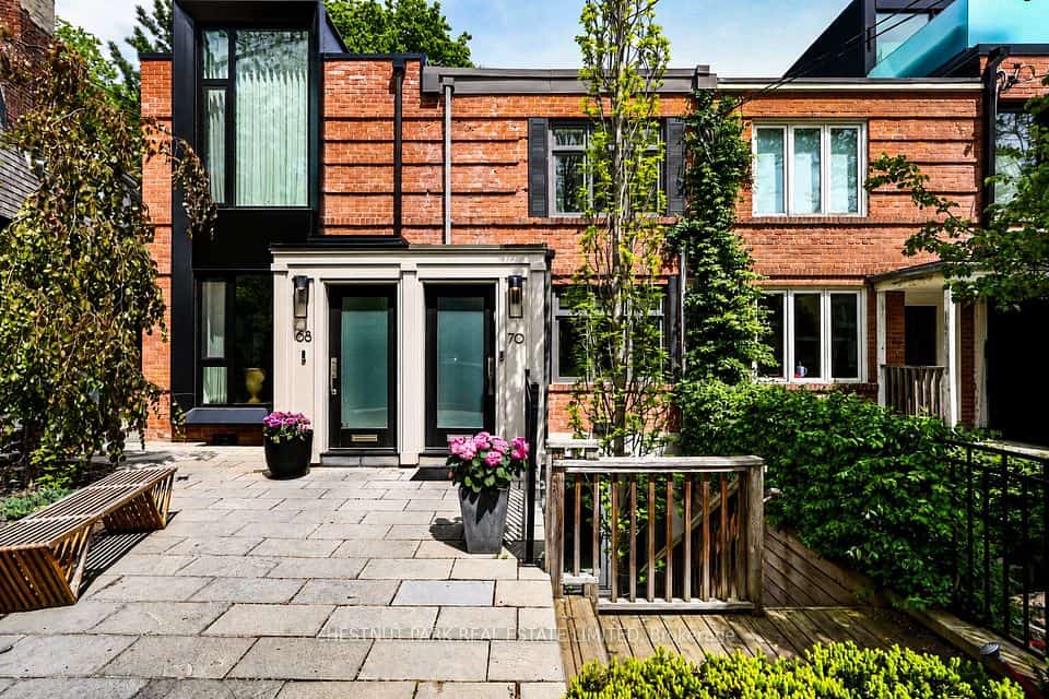 70 Summerhill Gardens, Toronto, ON M4T 1B4