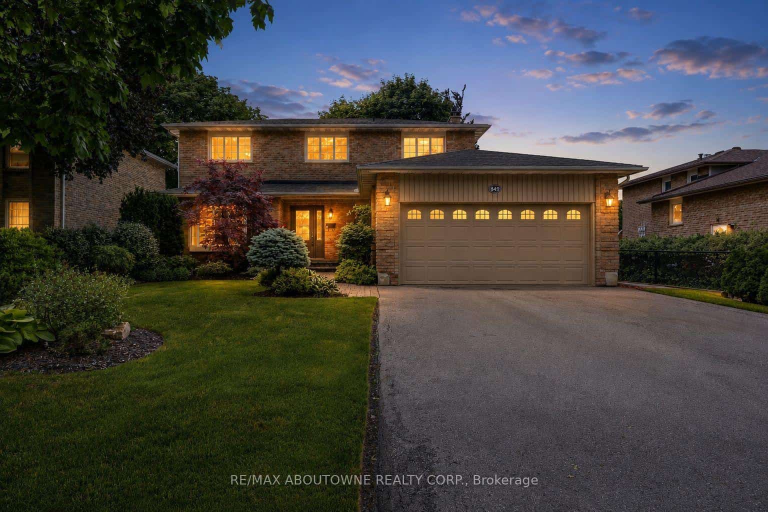 849 Syer Drive, Milton, ON L9T 4C6
