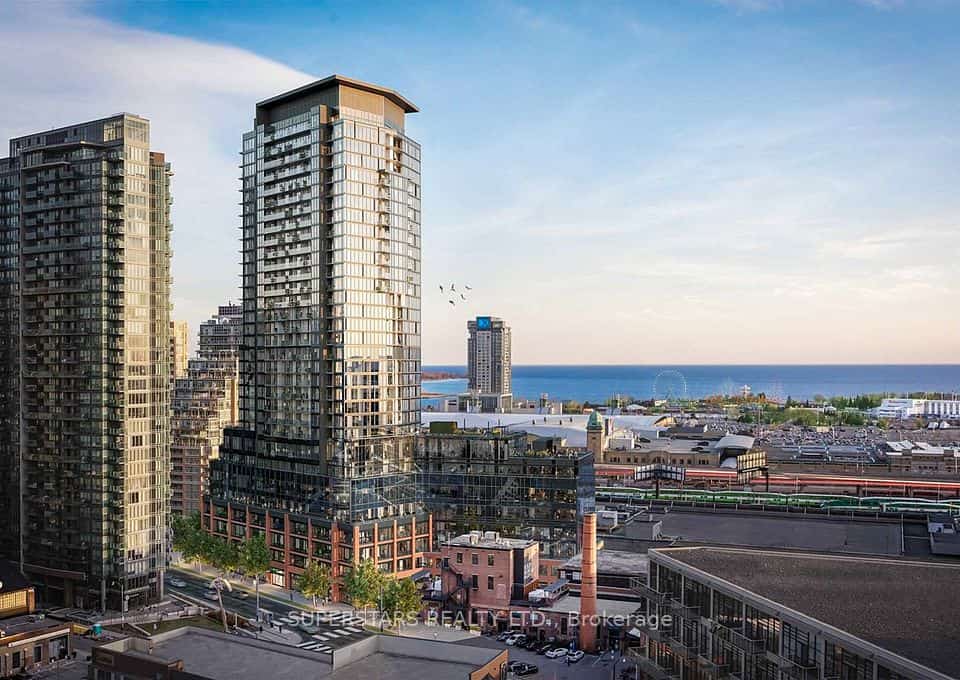 135 East Liberty Street #1501, Toronto, ON M6K 0G7