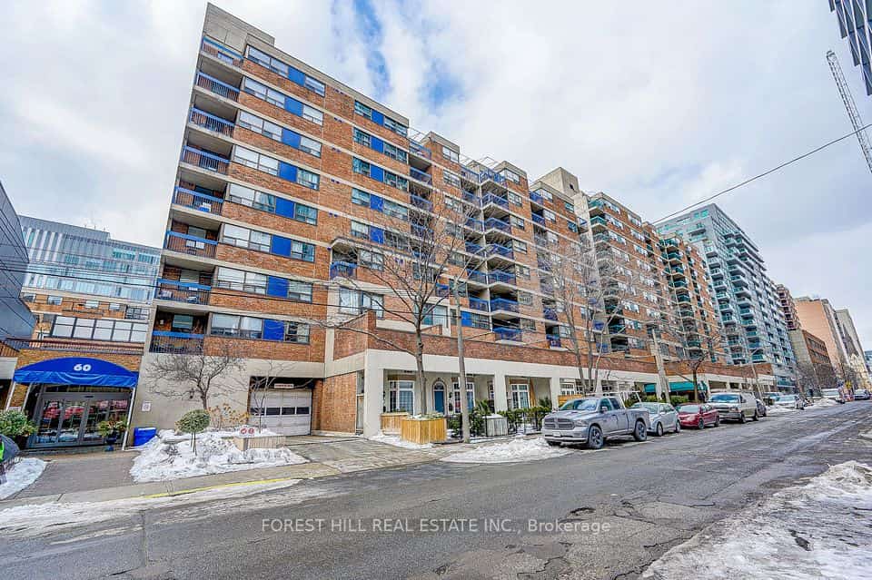 60 St. Patrick Street #728, Toronto, ON M5T 2X5