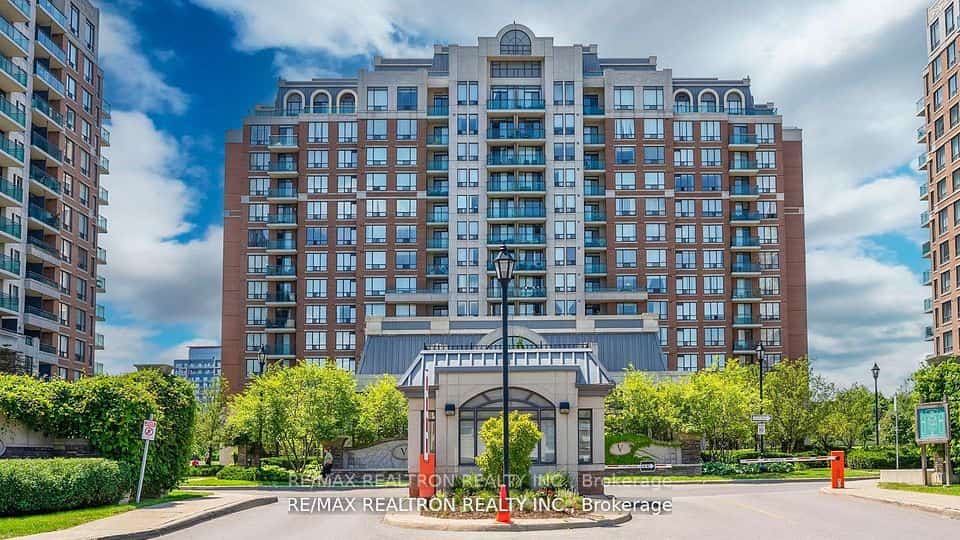 330 Red Maple Road #103, Richmond Hill, ON L4C 0T6