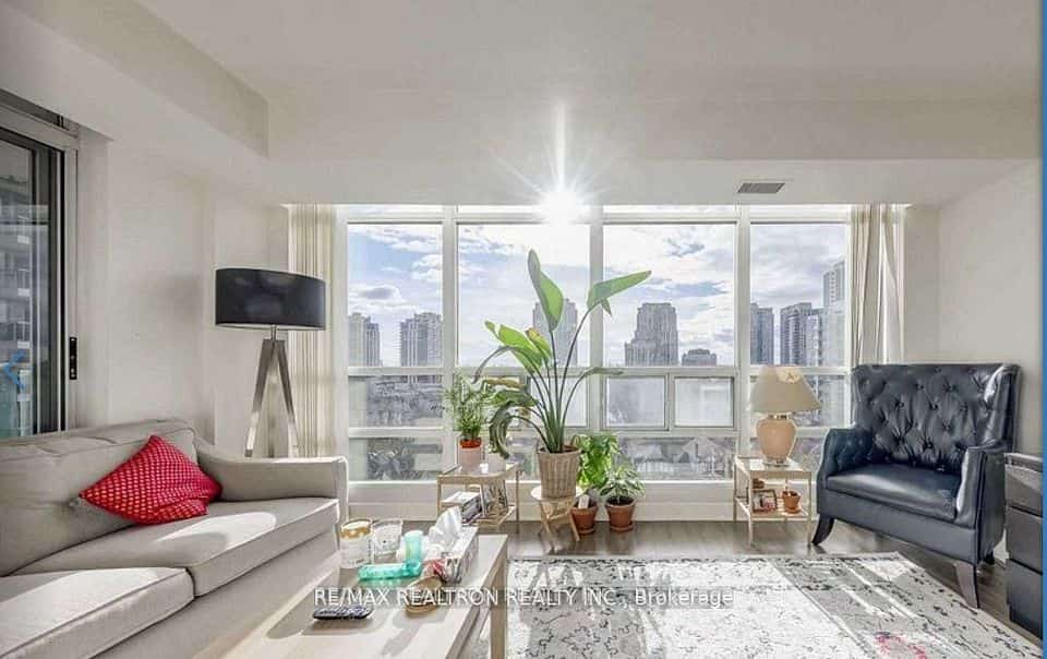 35 Bales Avenue #1011, Toronto, ON M2N 7L7