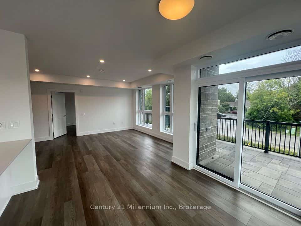 4 Kimberly Lane #122, Collingwood, ON L9Y 5B4