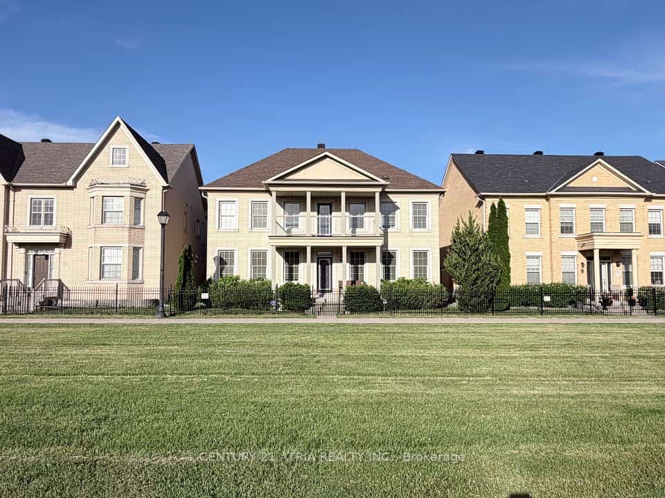 6 Crescent Park Lane, Markham, ON L6C 0A6