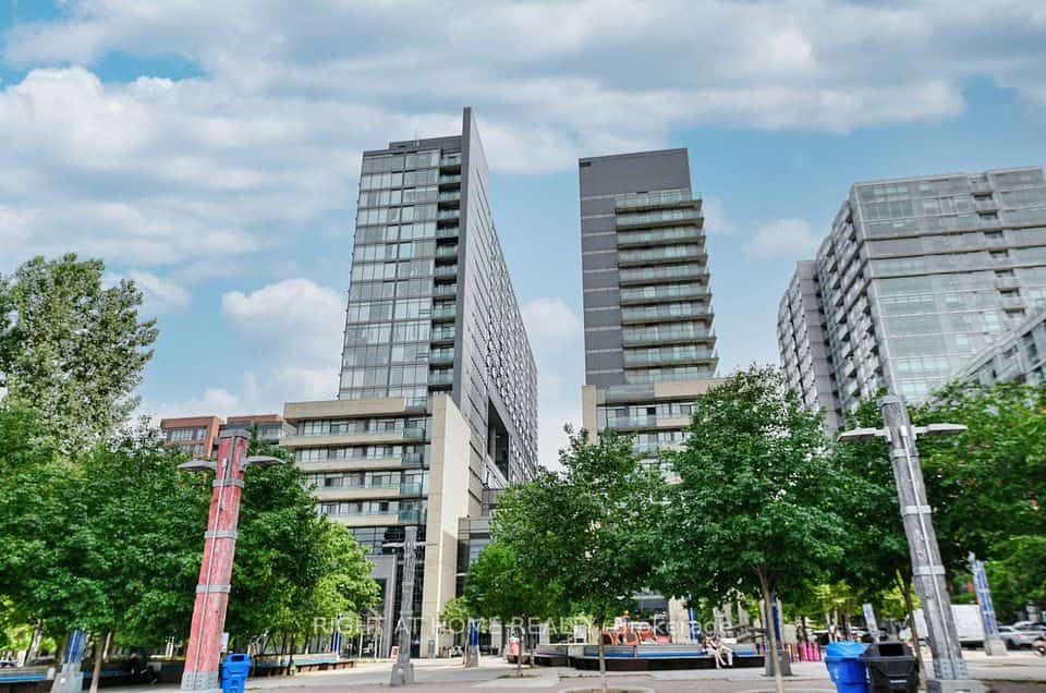 36 Lisgar Street #1511, Toronto, ON M6J 0C7