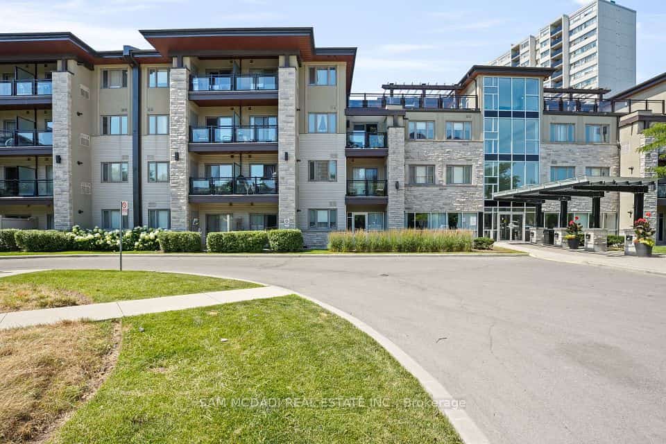 570 Lolita Gardens #332, Mississauga, ON L5A 0A1