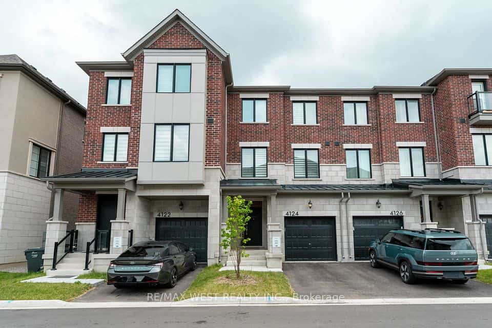 4124 Raybria Way, Mississauga, ON L5M 2S8