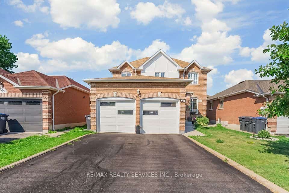 27 Colleyville Street, Brampton, ON L7A 1H7
