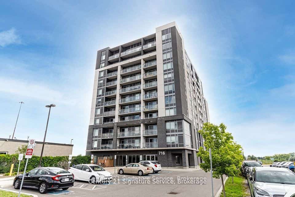 716 Main Street E, Milton