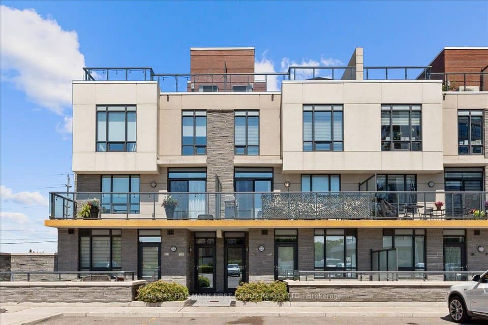 1245 Bayly Street, Pickering