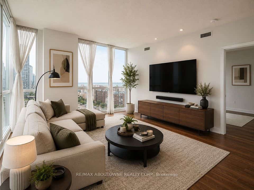 75 Queens Wharf Road #1901, Toronto, ON M5V 0J8