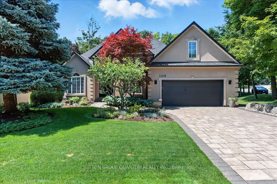 1109 Forestvale Drive, Burlington, ON L7P 4W3