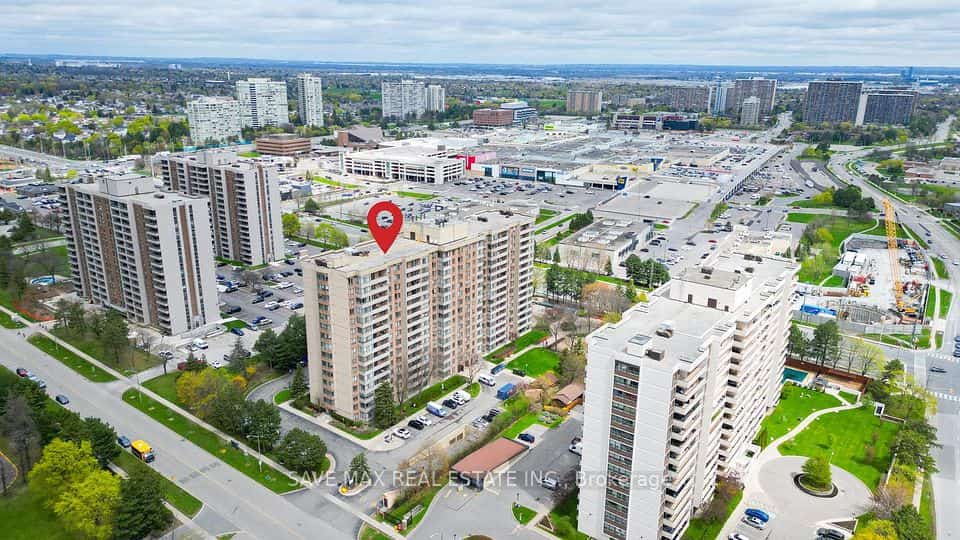5 Lisa Street #1404, Brampton, ON L6T 4T4