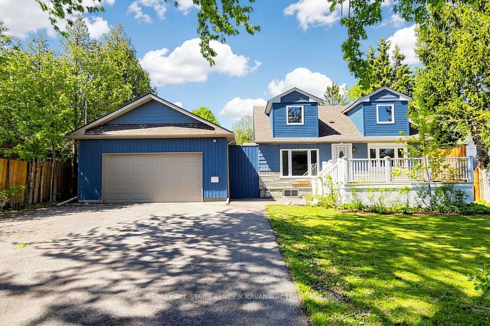 522 Sheppard Avenue, Pickering, ON L1V 1E8