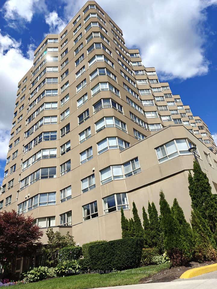 4 Park Vista #1206, Toronto, ON M4B 3M8