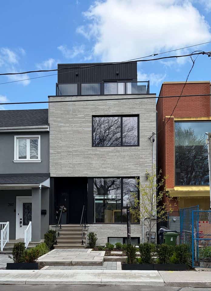 305 Manning Avenue, Toronto, ON M6J 2K8
