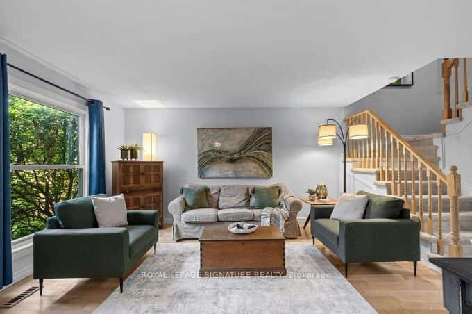 4212 Stonemason Crescent, Mississauga, ON L5L 2Z7