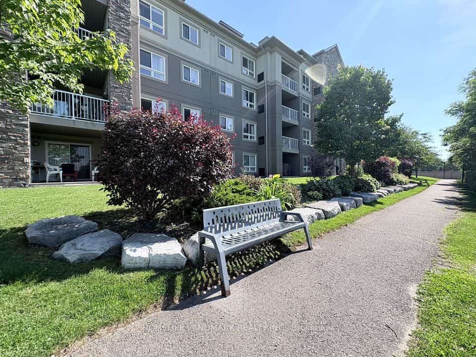 6 Dayspring Circle, Brampton