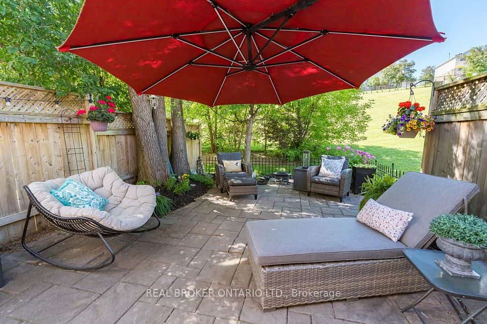 42 Palomino Trail #42, Halton Hills, ON L7G 6E9