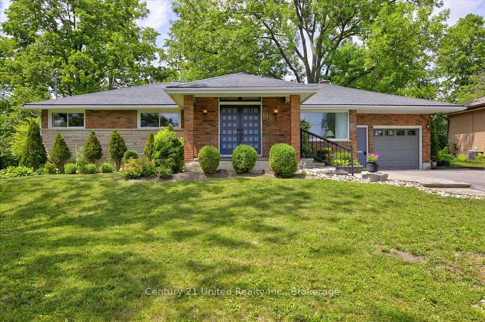 130 Earlwood Drive, Peterborough, ON K9J 6B6