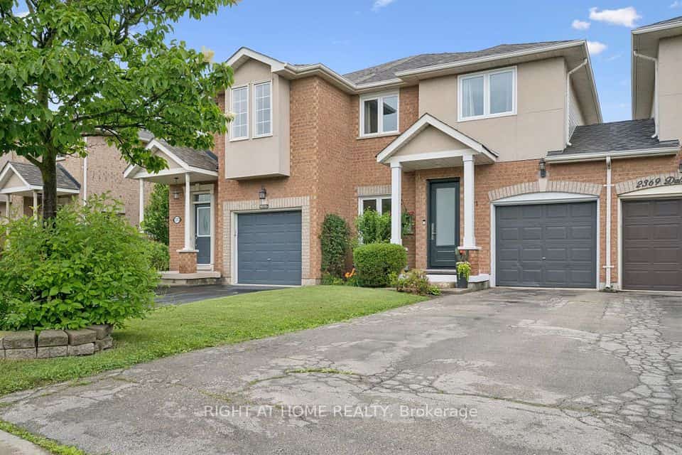 2371 Dalebrook Drive, Oakville, ON L6H 6K4