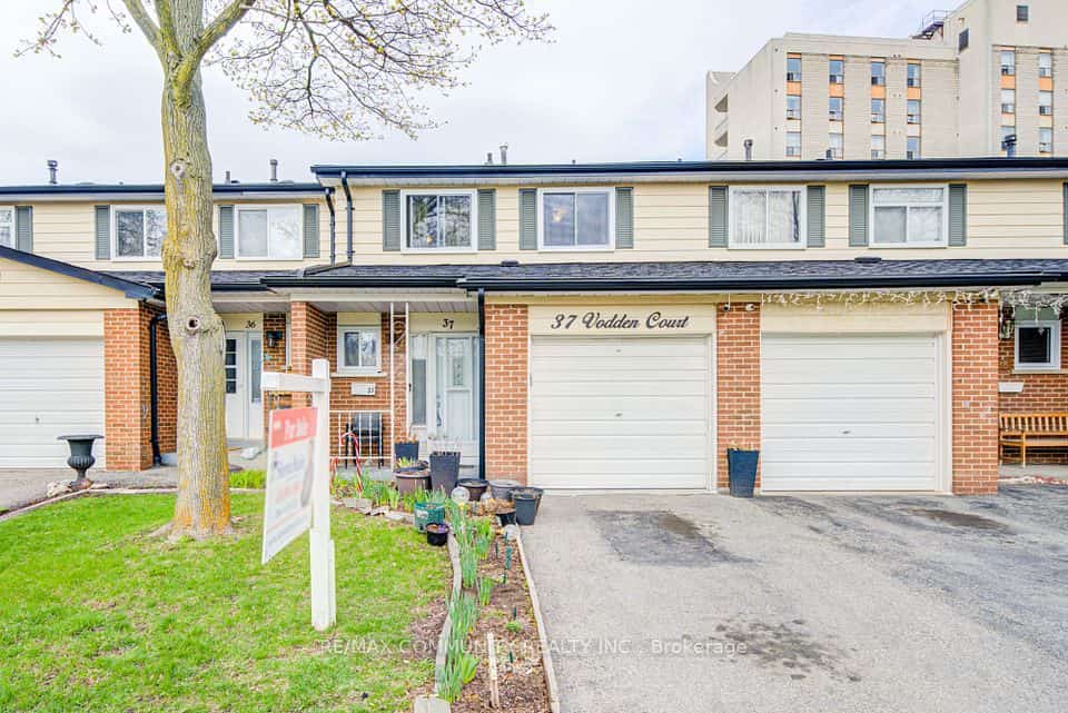 37 Vodden Court, Brampton, ON L6V 2V7