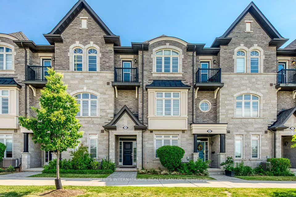 2289 Khalsa Gate, Oakville, ON L6M 1P4