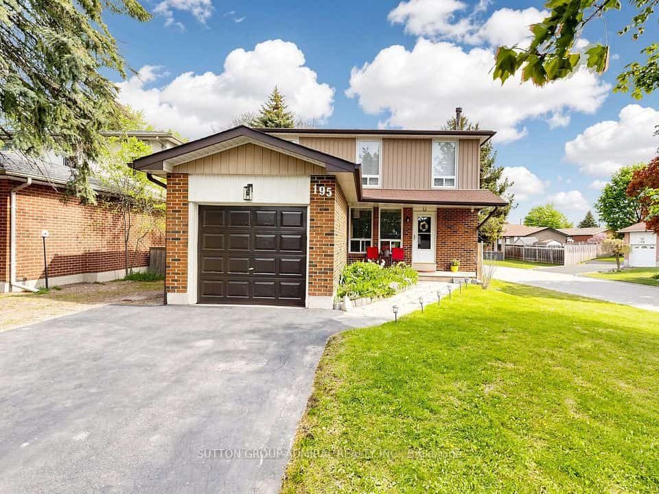 195 Ridge Road, Caledon, ON L7E 4V8