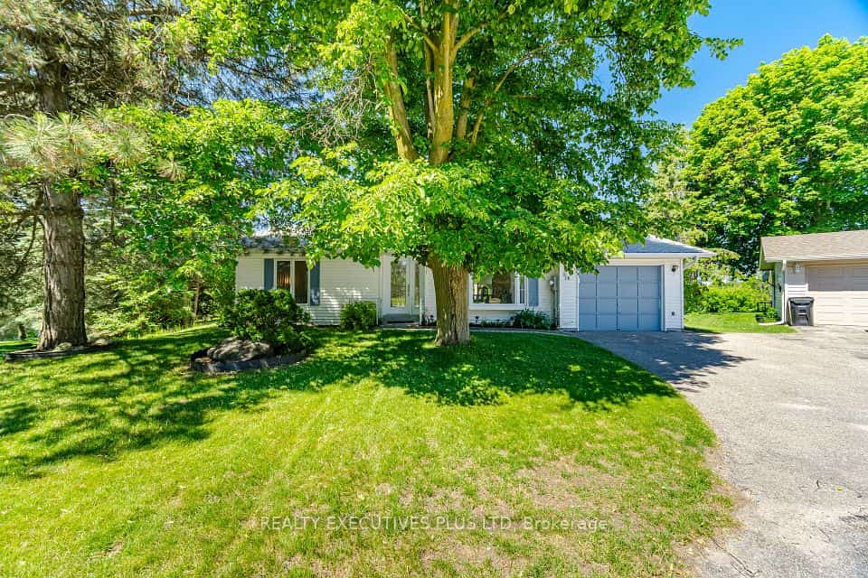 14 Butternut Court, New Tecumseth, ON L0G 1W0