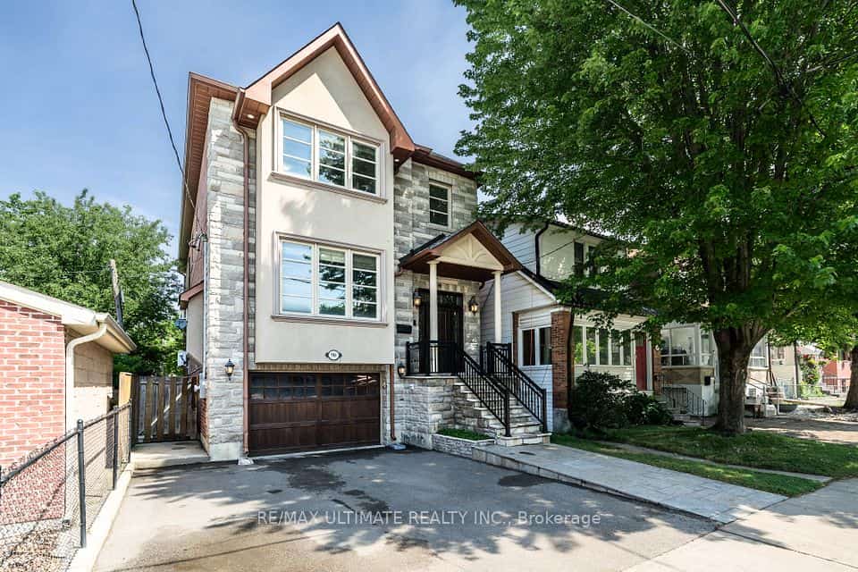 90 Howick Avenue, Toronto, ON M6N 1N1