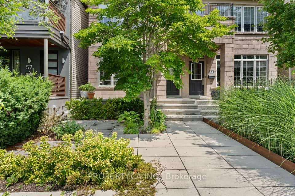 55 Northern Dancer Boulevard, Toronto, ON M4L 2G6