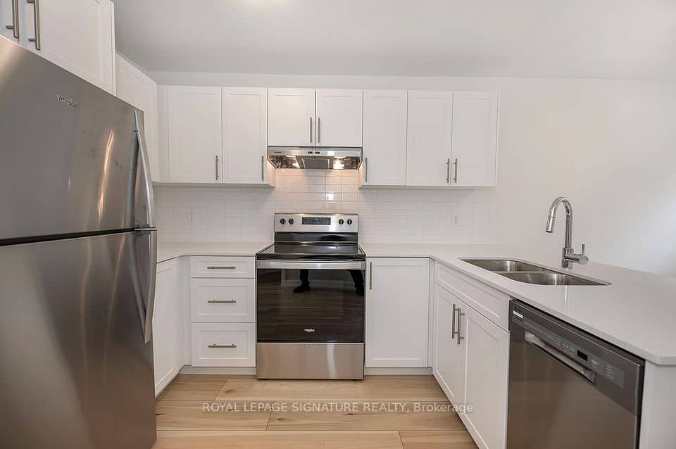 81 Woodman Drive N, Hamilton