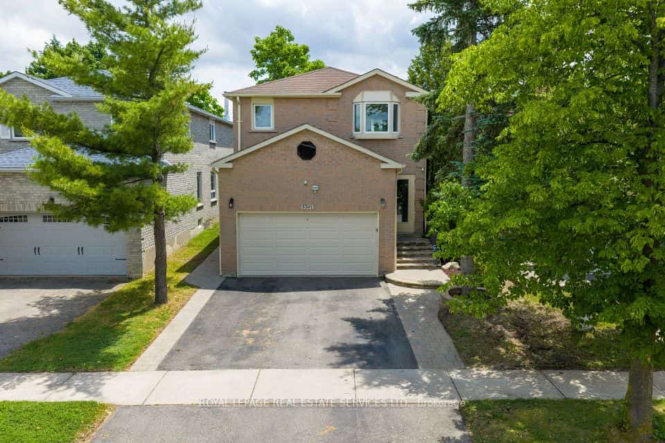 3301 Cambourne Crescent, Mississauga, ON L5N 5P7