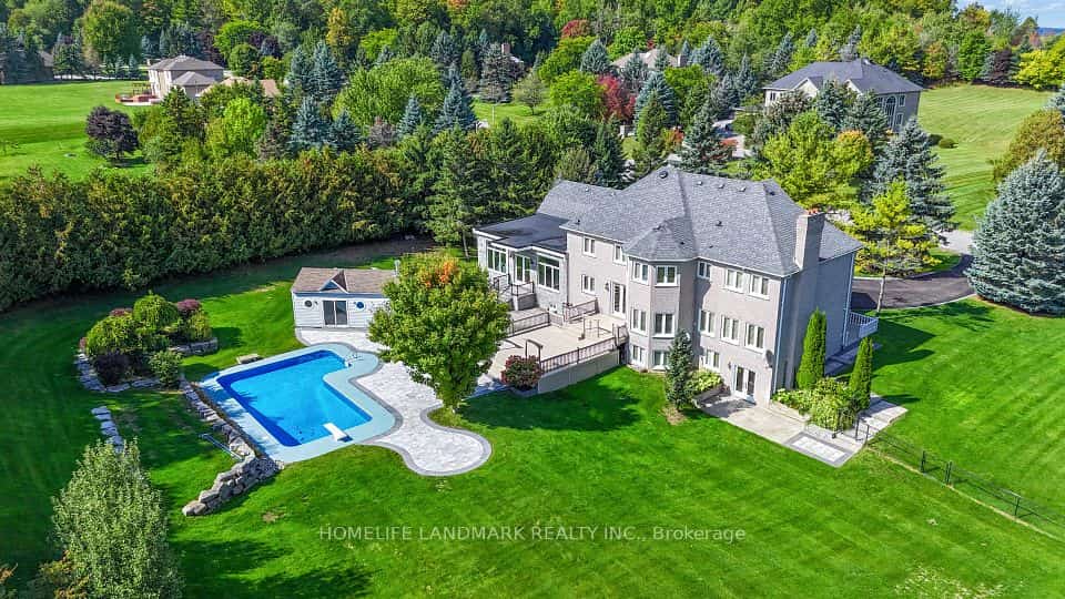 90 Offord Crescent, Aurora, ON L4G 0K5