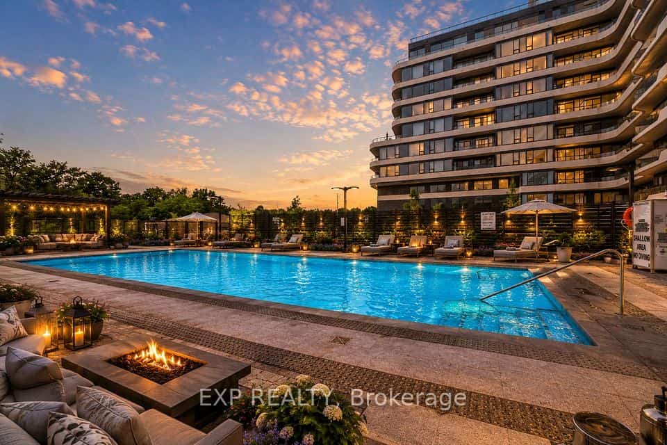 8188 Yonge Street #235, Vaughan, ON L4J 0M2