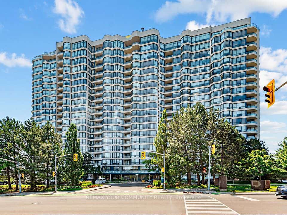 1 Clark Avenue #612, Vaughan, ON L4J 7Y6