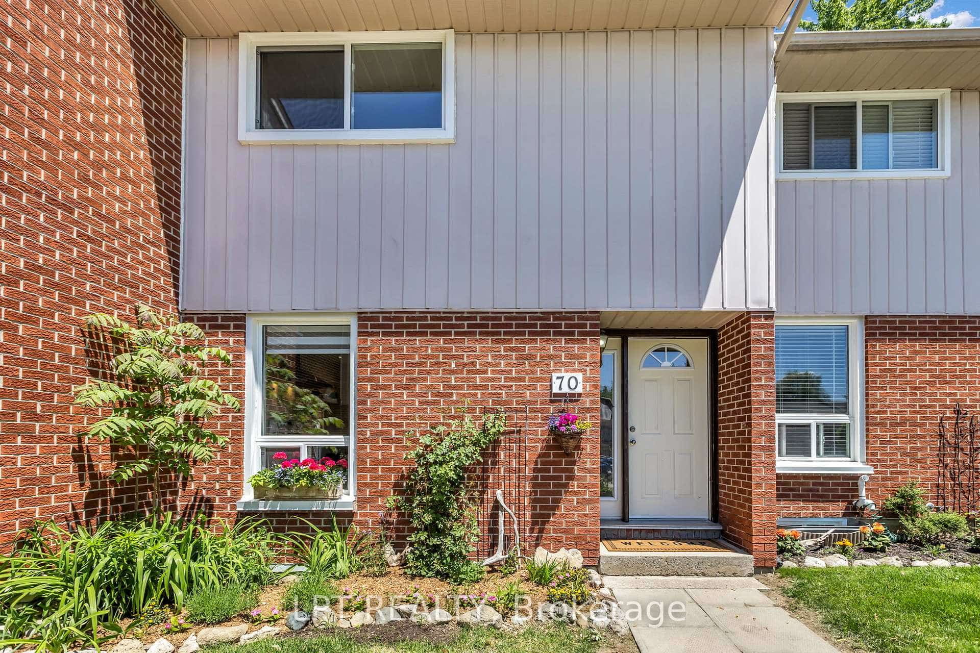 49 Rhonda Road #70, Guelph, ON N1H 7A4