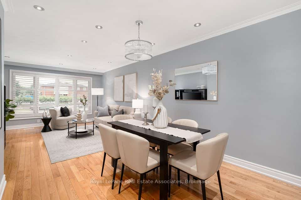 12 Anchor Drive, Toronto, ON M3L 2A6
