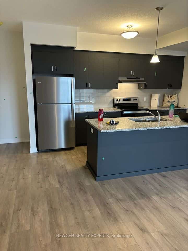261 Woodbine Ave Avenue #E018, Kitchener, ON N2R 0S7