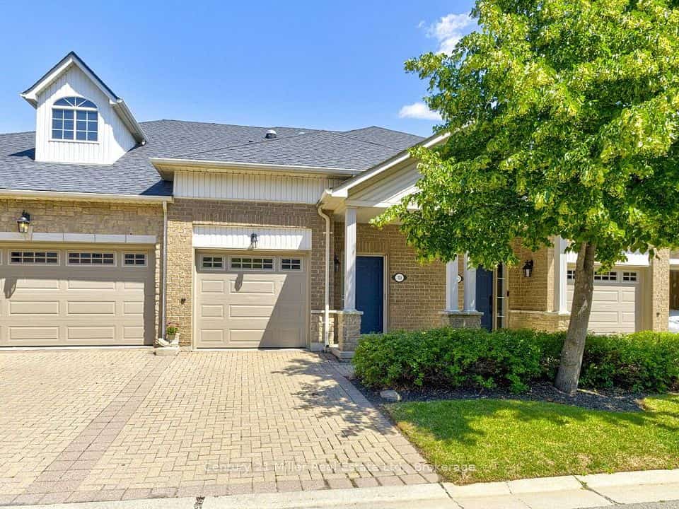 1169 Dorval Drive #19, Oakville, ON L6M 4V7