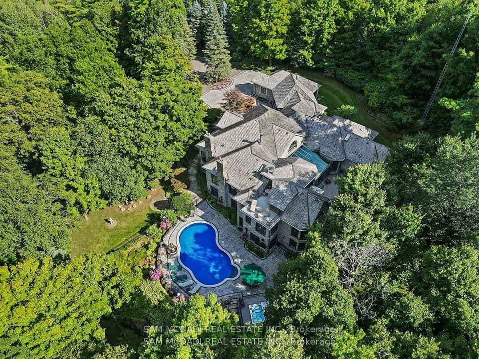 10140 Pineview Trail, Milton, ON L0P 1B0